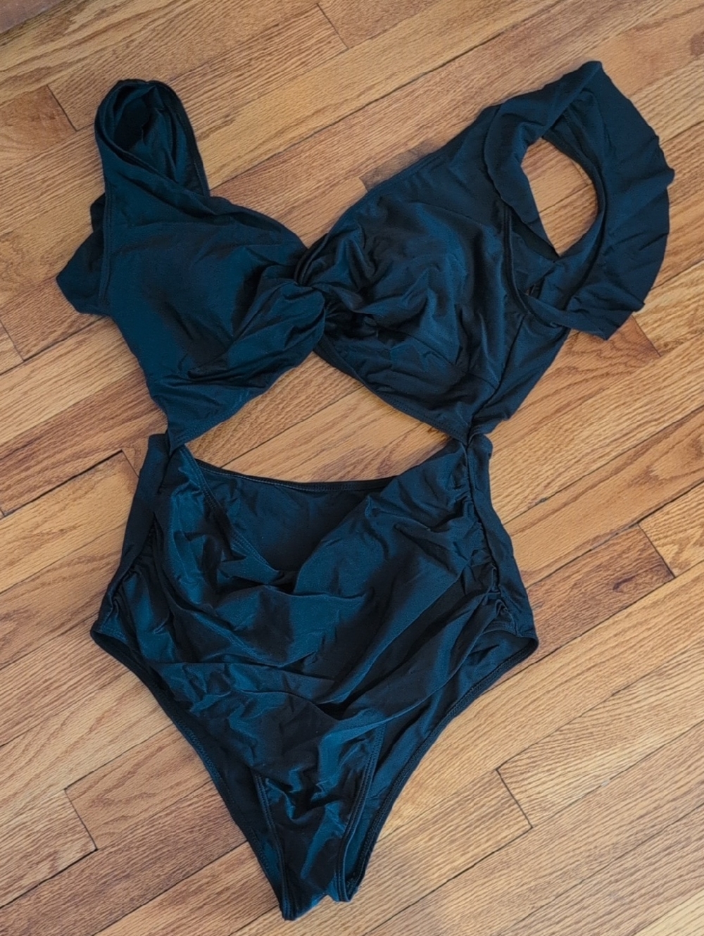 SHEIN Black One-Piece Swimsuit with Twist Front Cutout